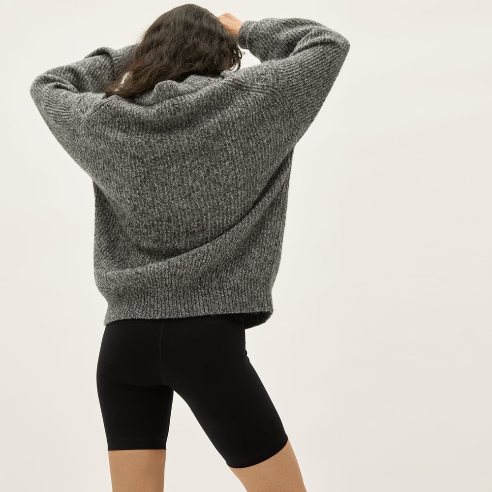 Everlane Oversized Alpaca Crew - Picture 4 of 8